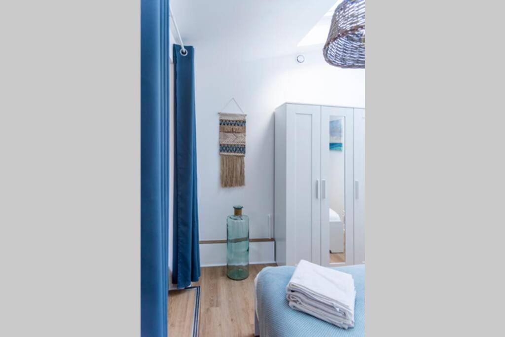 Appartement 2 Personnes, Place St Sauveur A 2Min Caen Dış mekan fotoğraf